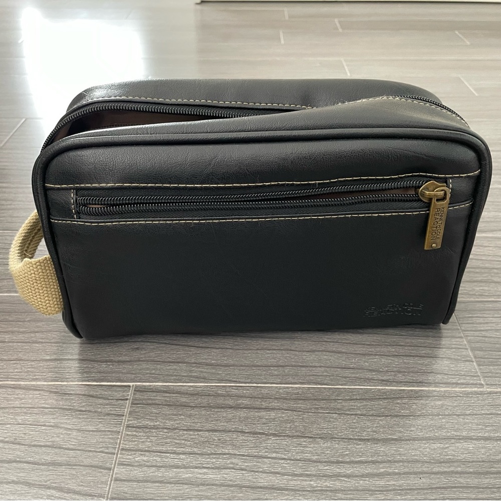 Kenneth Cole Reaction Black Leather Toiletry / Travel Bag